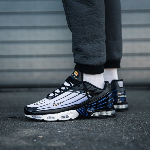 NIKE AIR MAX PLUS 3CASUAL SHOES